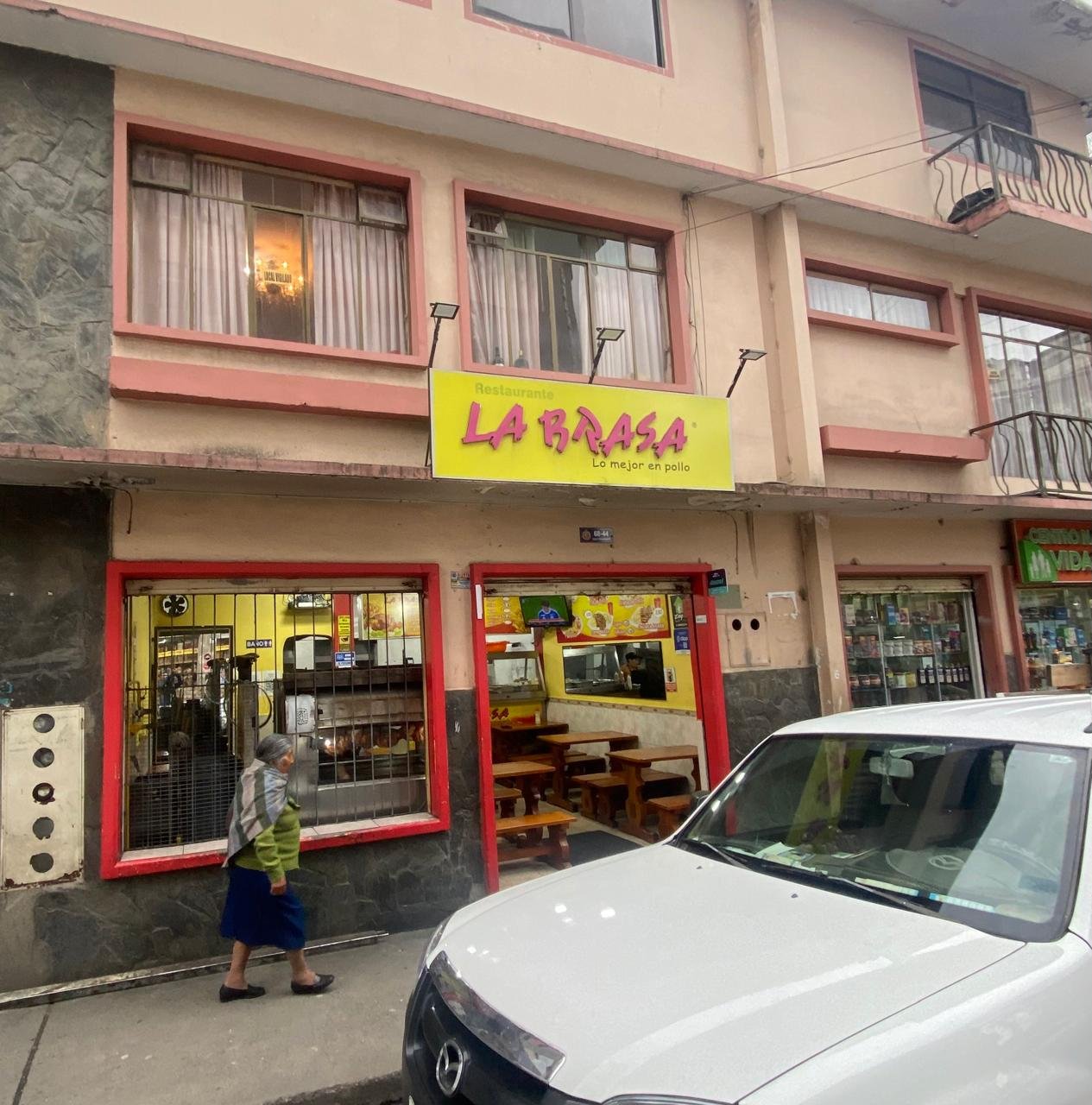 WhatsApp Image 2025-10-29 at 18.27.18 (1)